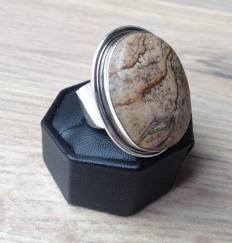 Zilveren edelsteen ring met Landschap Jaspis maat 18.3 mm.